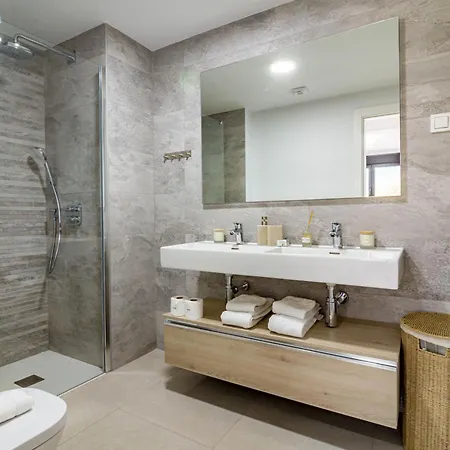 Daire Lme9ba- Modern Flat Close To And Port *